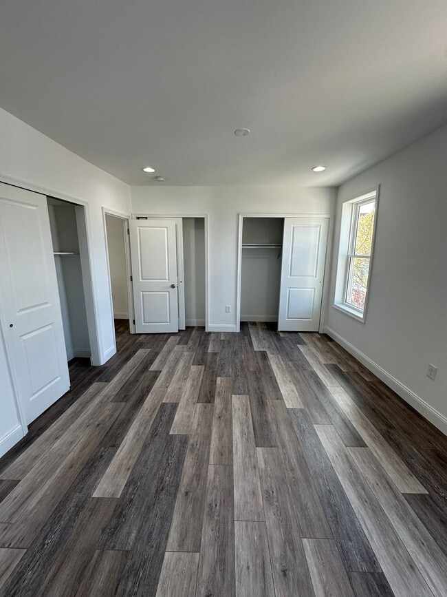 Building Photo - 3847 Terrace St