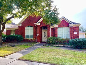 Building Photo - Gorgeous One Story Home