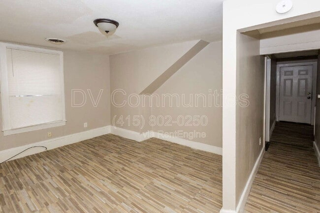 Building Photo - 3926 Woodbridge Ave