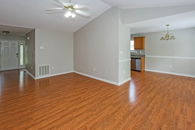Building Photo - 1127 Piney Church Rd