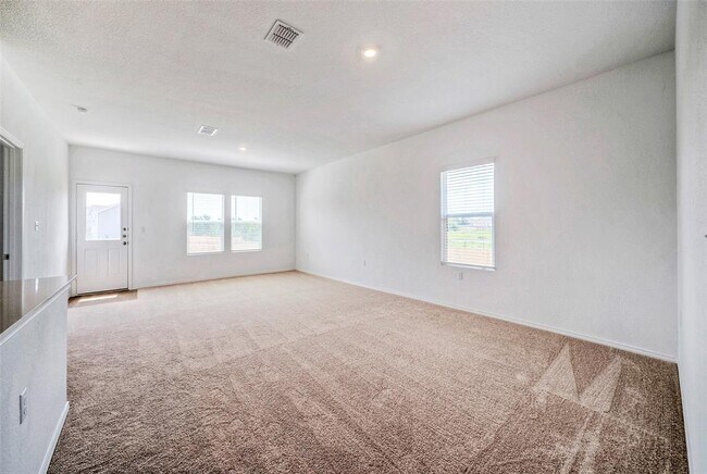 Building Photo - 14405 Nini Cv