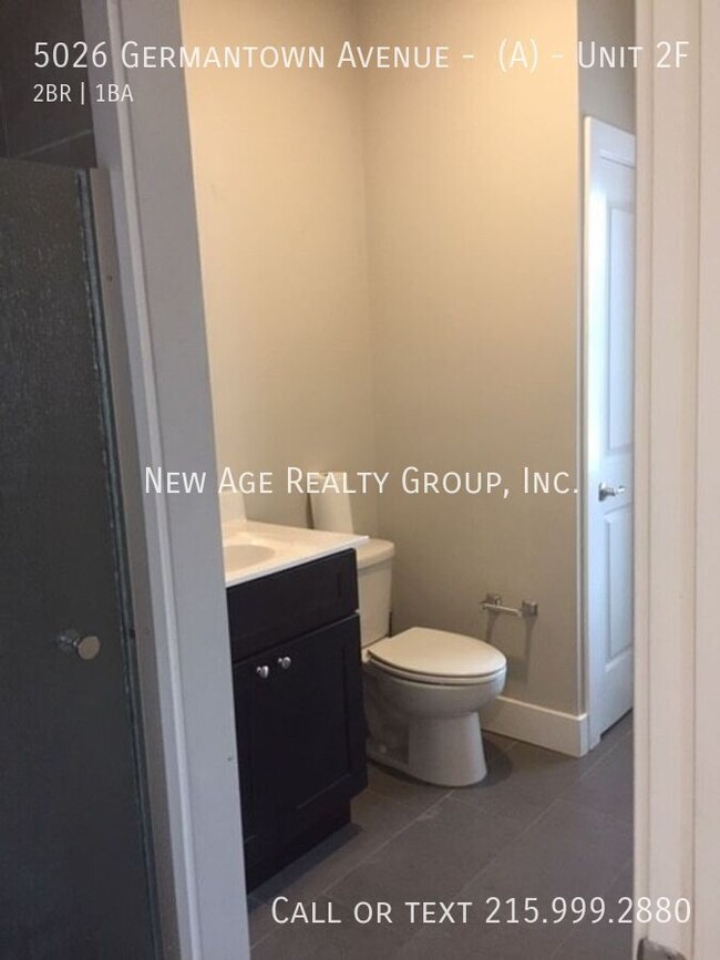 Building Photo - Recently updated 2 bedroom, 1 bathroom apa...