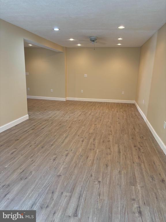 Building Photo - 809 Sledgehammer Dr