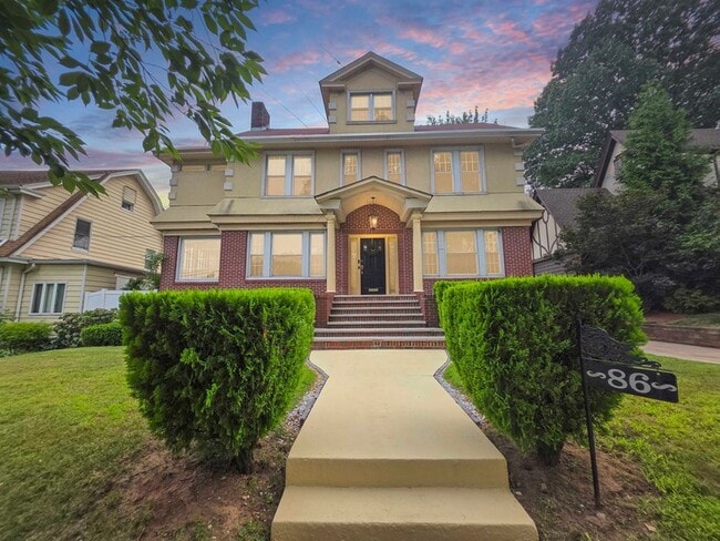 Building Photo - 86 Keer Ave