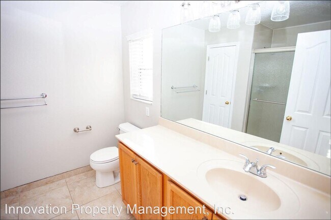 Building Photo - 4 br, 3 bath House - 12827 Oulton Cir