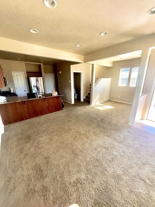Building Photo - 1296 S Mountain Crst Dr