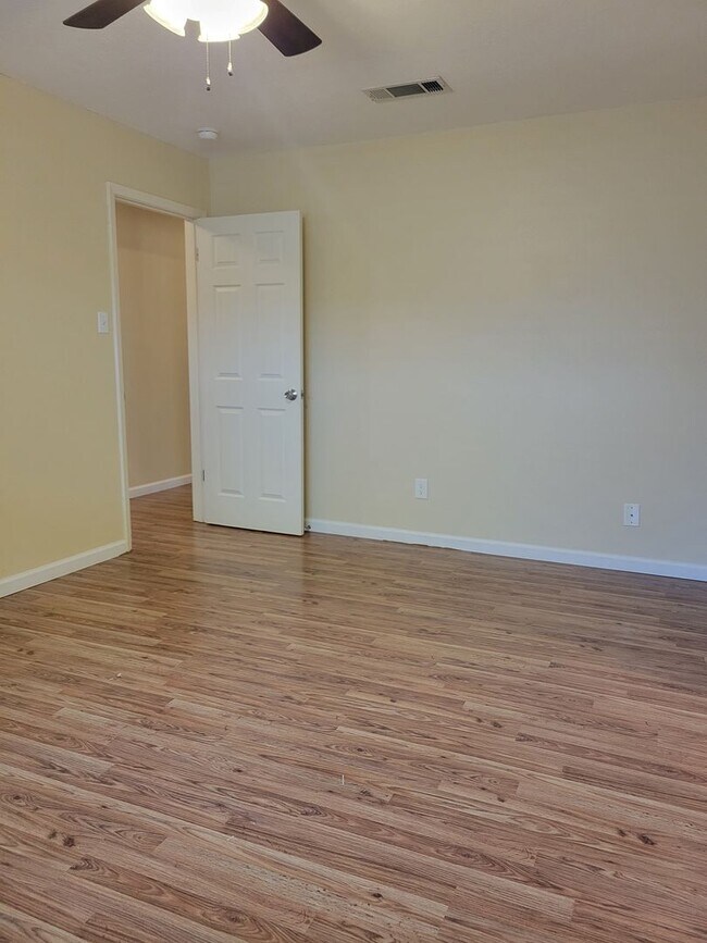 Building Photo - 3BD/2BA Home close to shopping and Ft. Hood in Harker Heights!