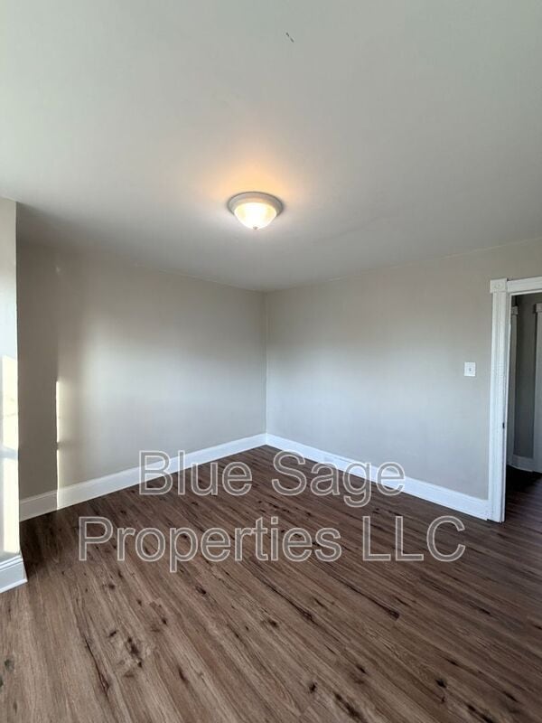 Building Photo - 413 E Baltimore Ave