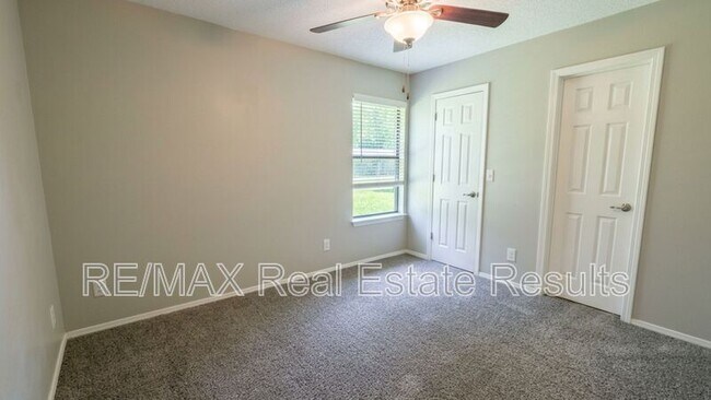 Building Photo - 4416 Acoma St