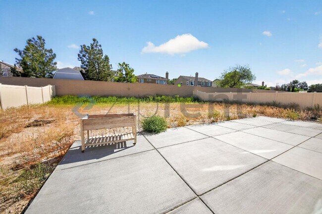 Building Photo - 4364 E Ave J6