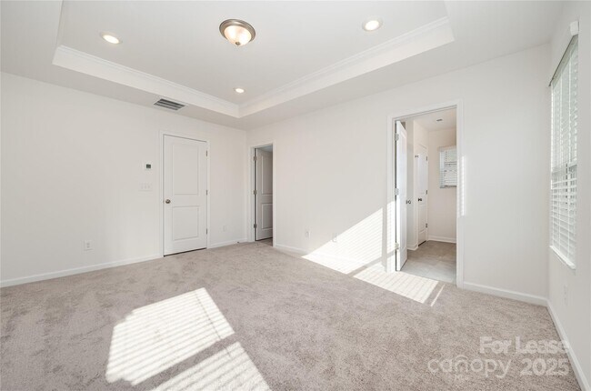 Building Photo - 3220 Lilac Grove Dr