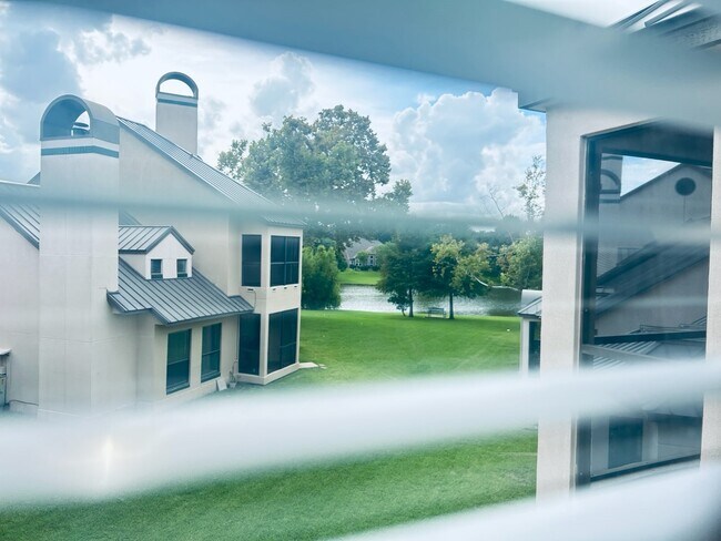 Building Photo - 4144 Greystone Way