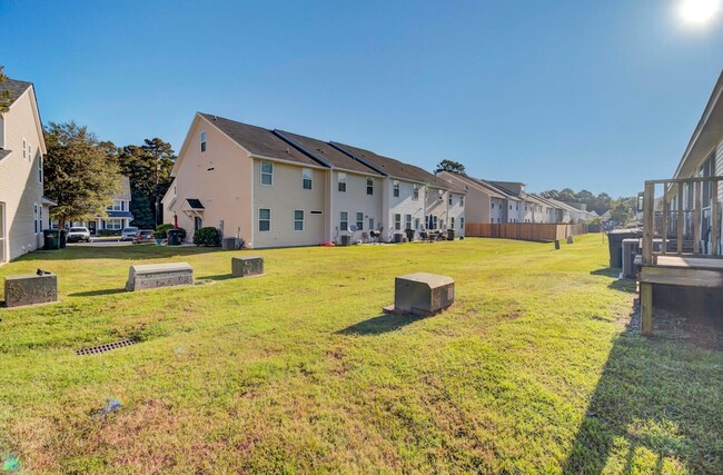 Building Photo - 132 Woodward Rd