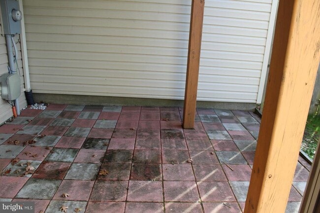 Building Photo - 22167 Napier Terrace