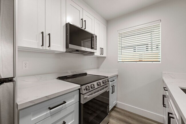 Building Photo - New Construction DownTown Tacoma - Great CityScape Views! ONE MONTH FREE RENT WITH 12 MONTH LEASE