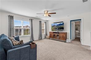 Building Photo - 704 Woodbridge Dr