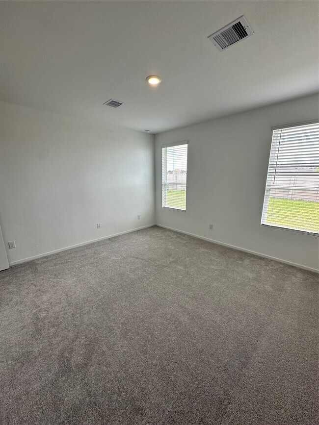Building Photo - 6726 Violet Clover Ave