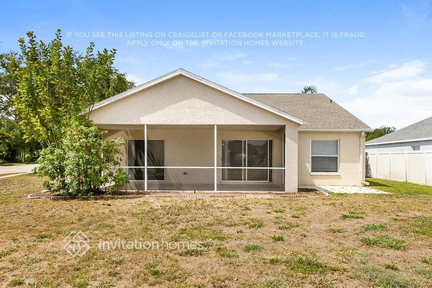 Building Photo - 4635 Sanibel Way