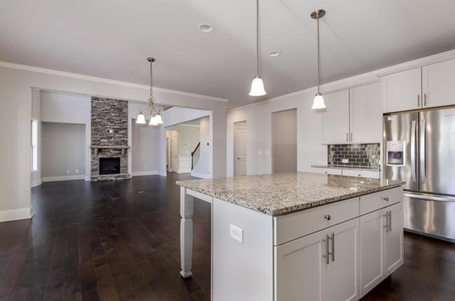 Building Photo - Executive Home in a True Lifestyle Community