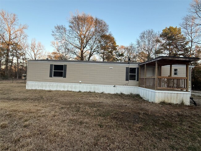 Building Photo - 144 Private Road