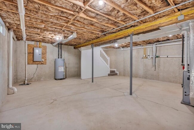 Building Photo - 330 Colfax St