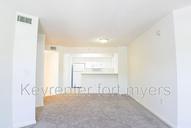 Building Photo - 4113 Residence Drive