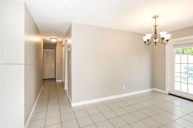 Building Photo - 317 NW 49th St