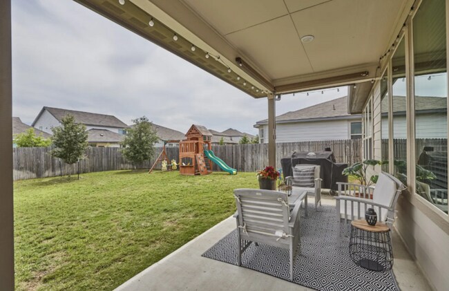 Building Photo - 11612 Bakersfield Pass