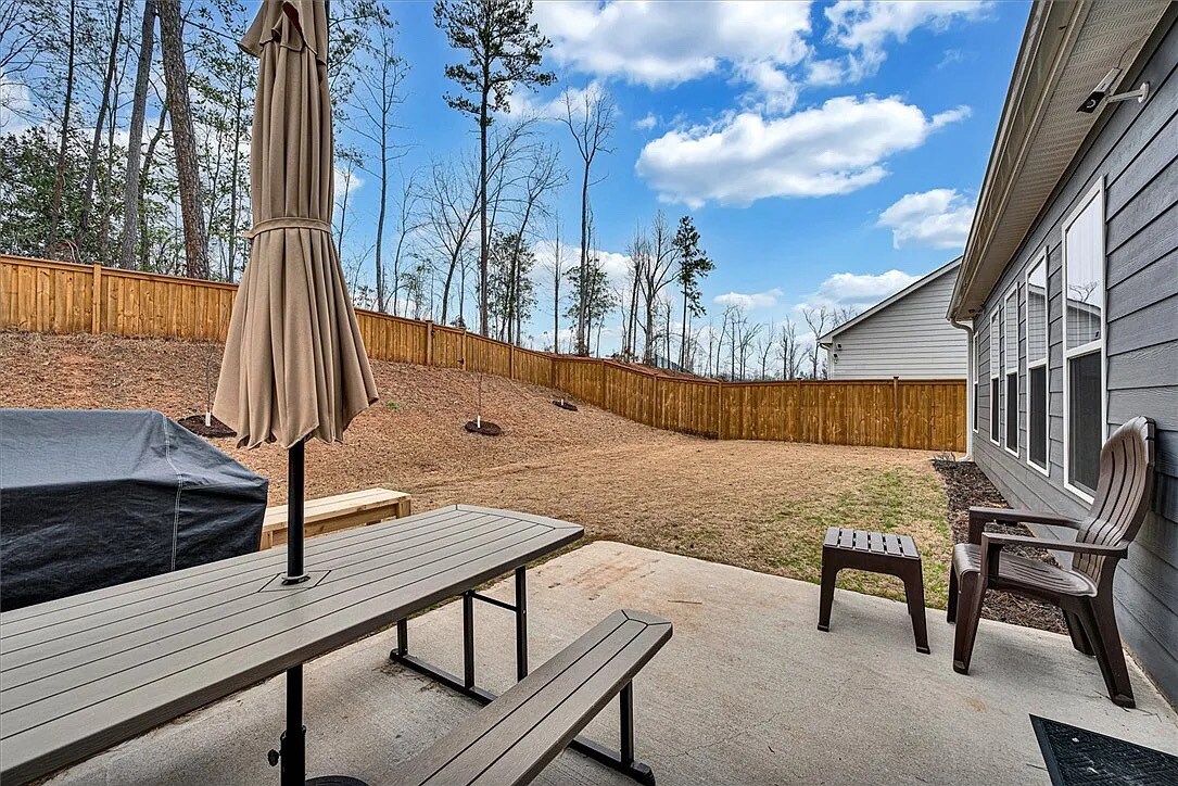 Building Photo - 529 Overbrook Dr