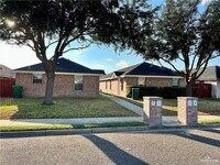 Building Photo - 2301 N Erica St