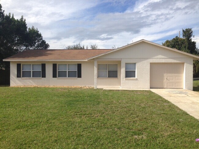 Primary Photo - Charming 3 Bed 2 Bath Home for Rent in Del...