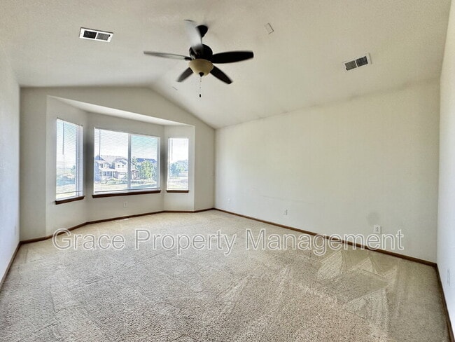Building Photo - 2523 E 150th Pl