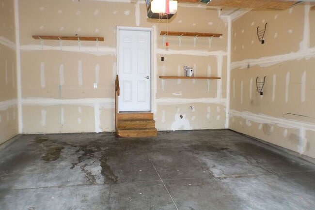 Building Photo - $2,695 | 4 Bedroom, 3.5 Bathroom Multi Floor Town Home | No Pets Allowed | Available for August 1...