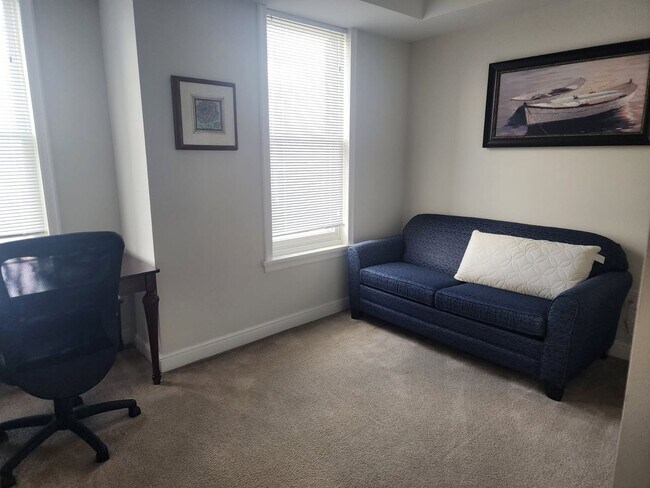 Building Photo - 223 Sky Sail