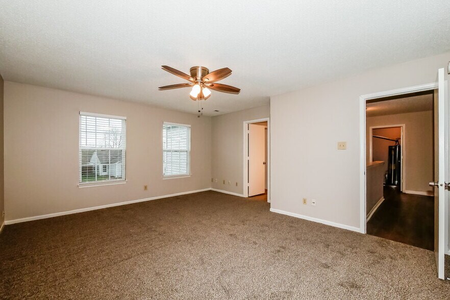 Building Photo - 2308 Harvest Moon Dr