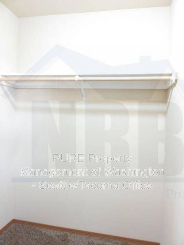 Building Photo - 8015 Pacific Ave