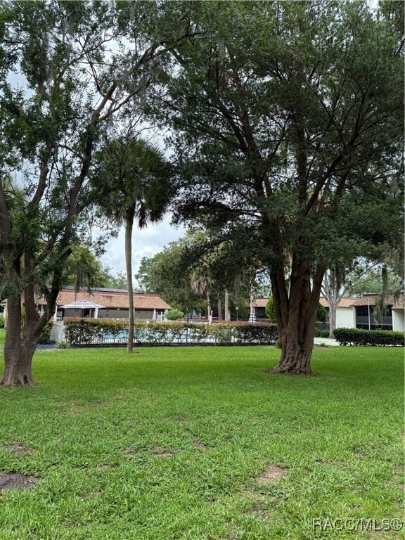 Building Photo - 2400 Forest Dr