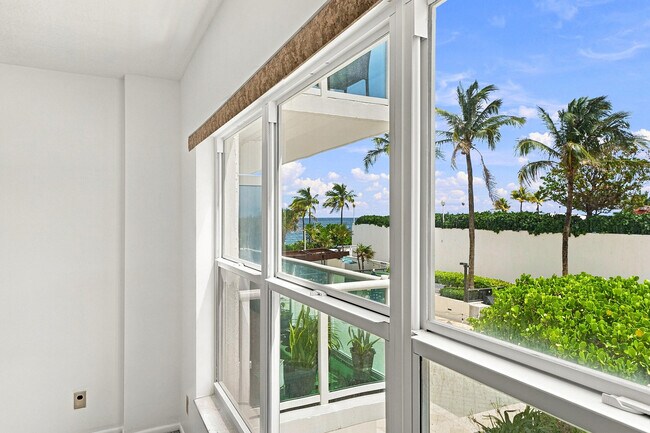 Building Photo - 3550 Galt Ocean Dr