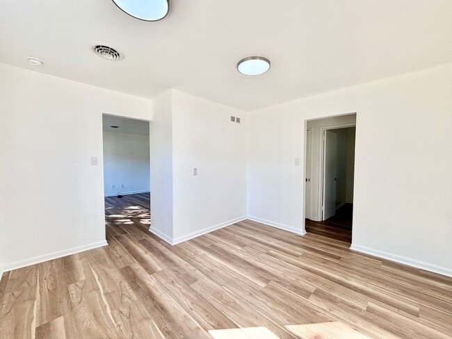 Building Photo - Fully Renovated Home in Chesapeake