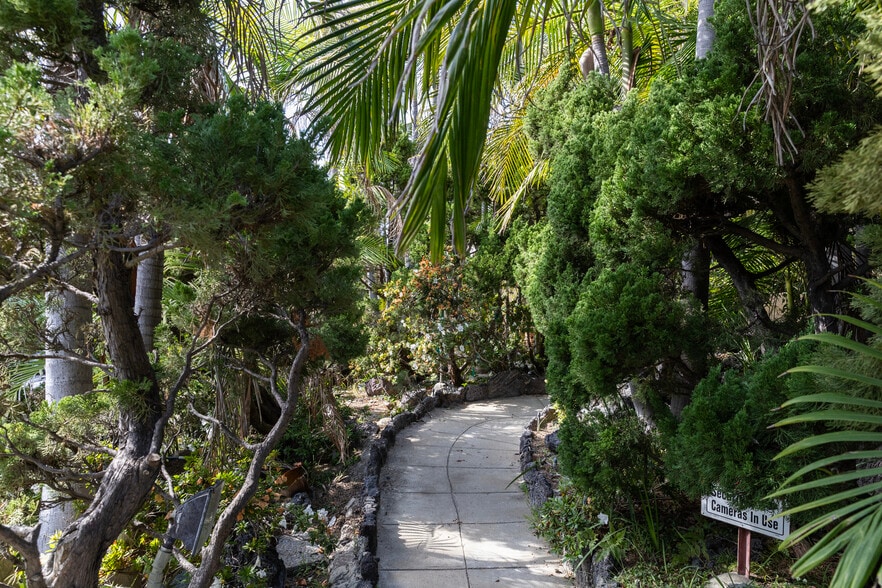 Building Photo - 4519 Finley Ave