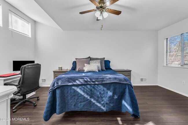 Building Photo - 21 Dawn Ct