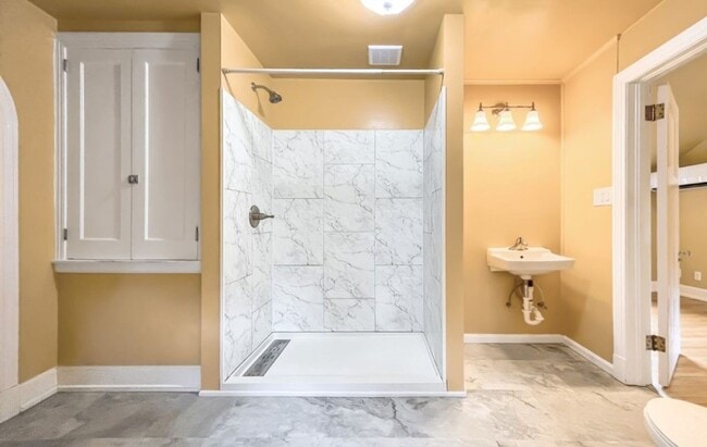 Building Photo - Patterson House