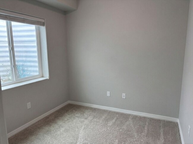 Building Photo - 9377 Mayflower Gulch Wy