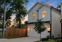 Building Photo - 4714 Fisk St