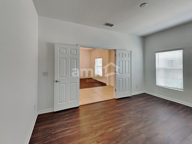 Building Photo - 5405 Manchester Dr