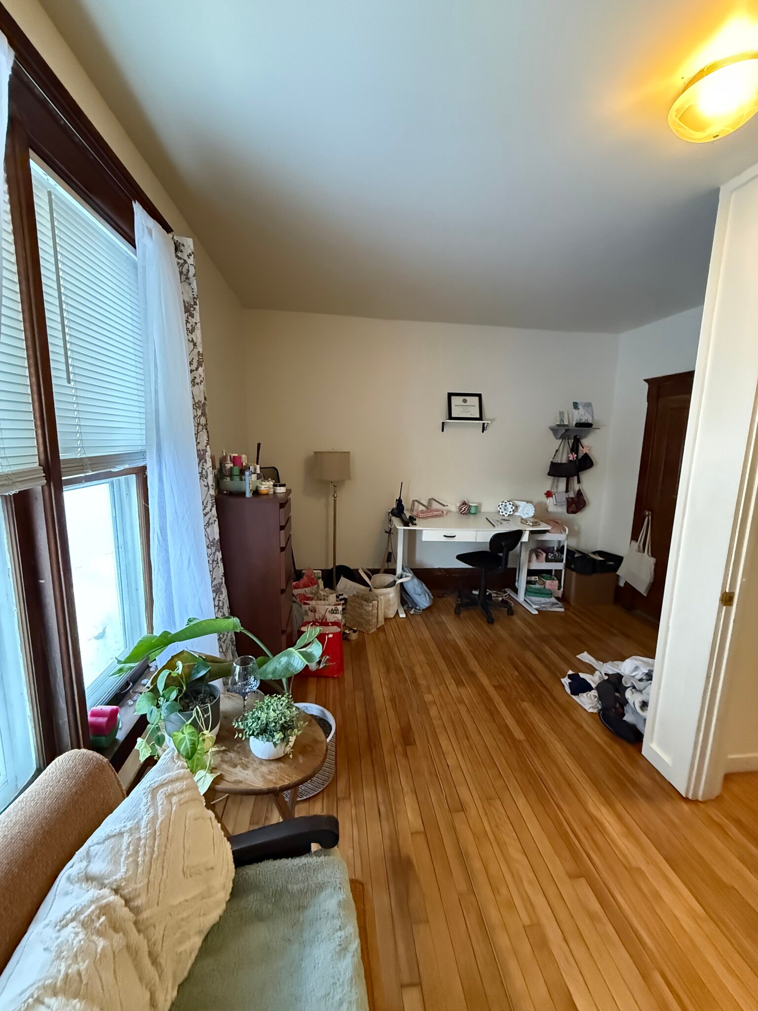 Building Photo - 1026 Oxford Ave