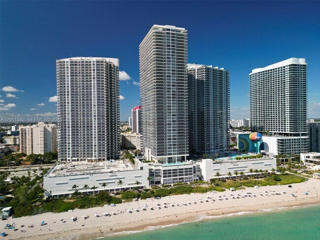 Building Photo - 1830 S Ocean Dr