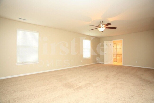Building Photo - 3009 Fallondale Rd