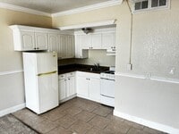 Building Photo - 311 W Ashley St