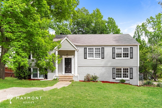 Building Photo - 5303 Dixieland Rd